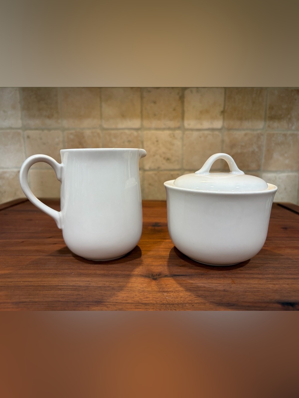 Vintage Corning Corelle Sandstone Ivory Creamer and Sugar Bowl with Lid